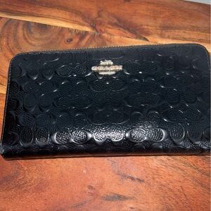 Coach Patent Leather Signature Embossed Zip Around Wallet Black Gold Hardware